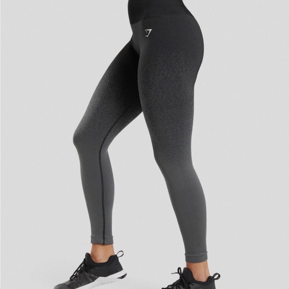 Gymshark adapt leggings and bra set - Picture 7 of 9